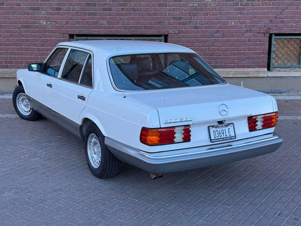 Mercedes-benz-500-500sel-1984-white-6