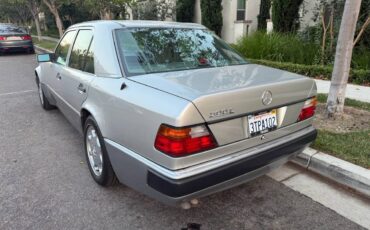 Mercedes-benz-500e-1993-silver-1