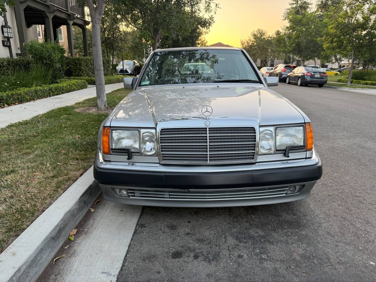 Mercedes-benz-500e-1993-silver-2
