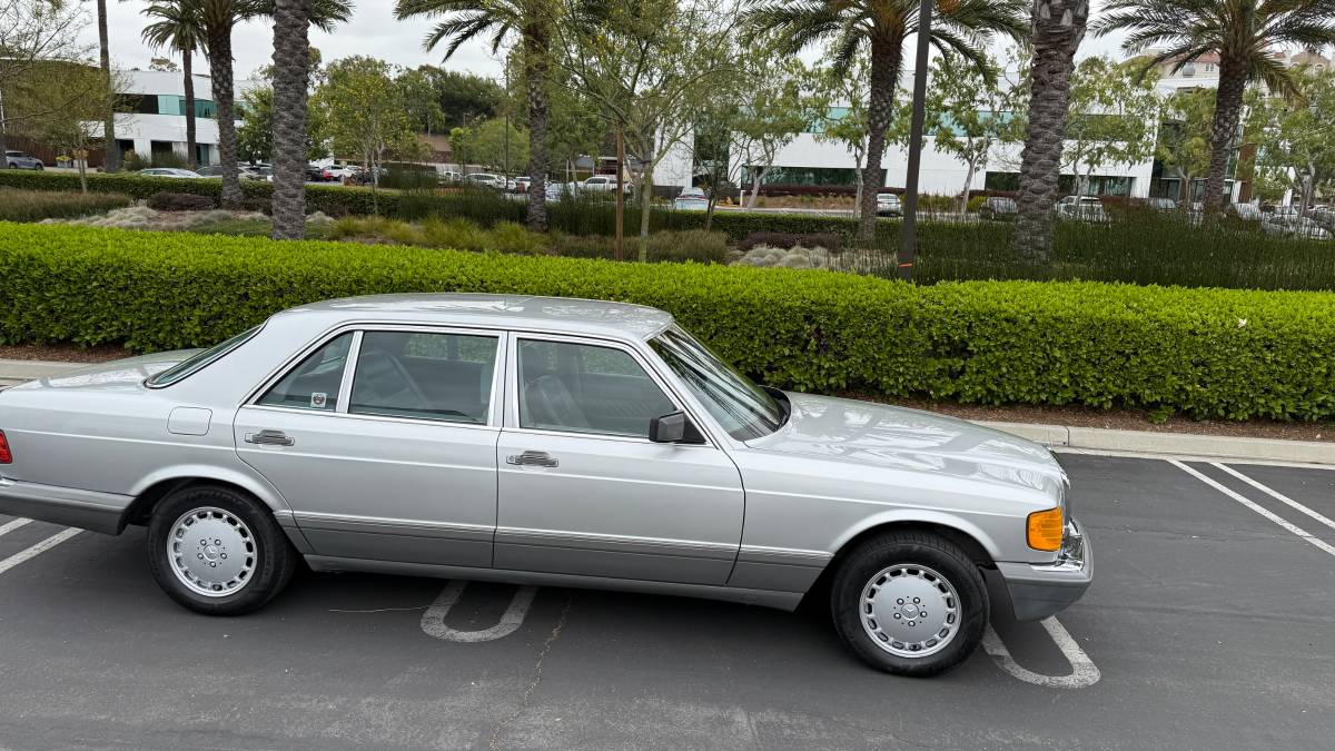 Mercedes-benz-560-560sel-1990-silver-1