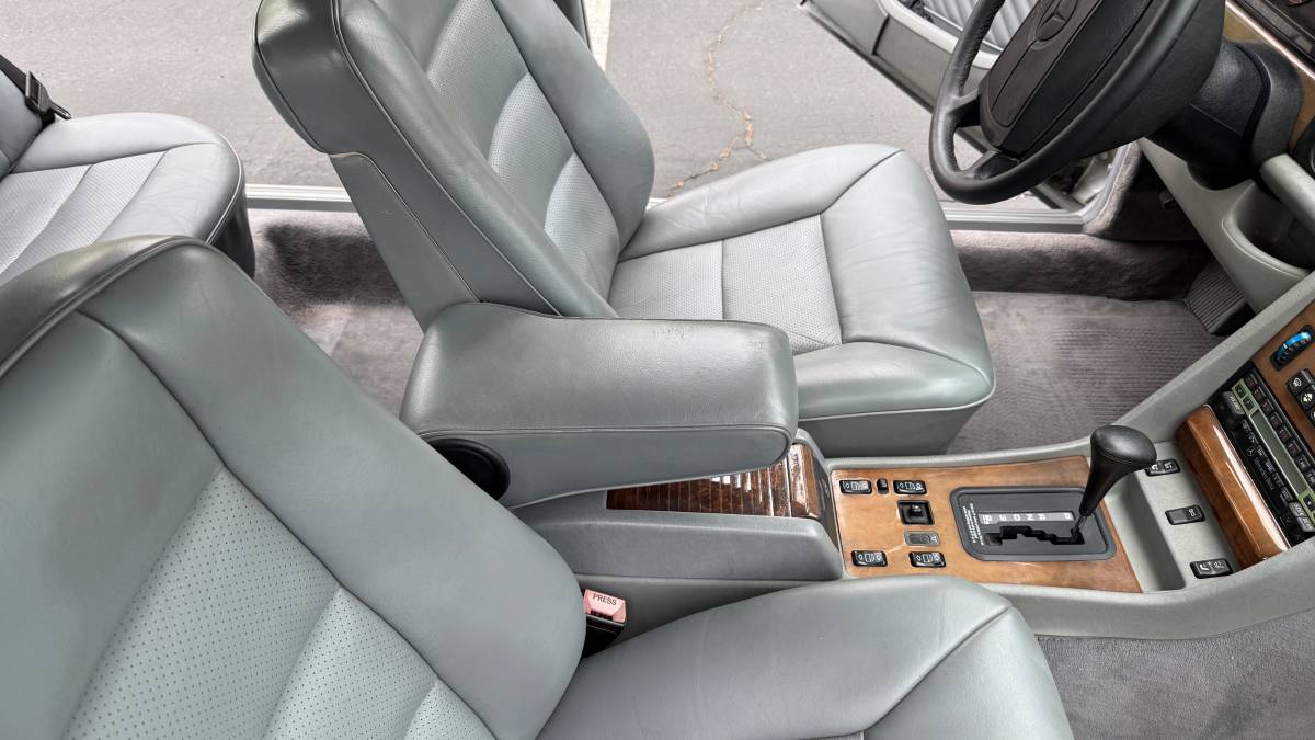 Mercedes-benz-560-560sel-1990-silver-12