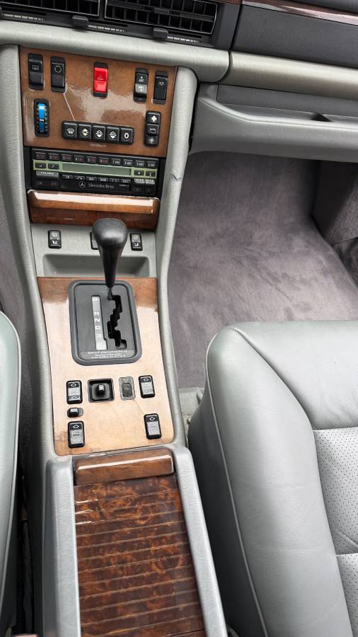 Mercedes-benz-560-560sel-1990-silver-13