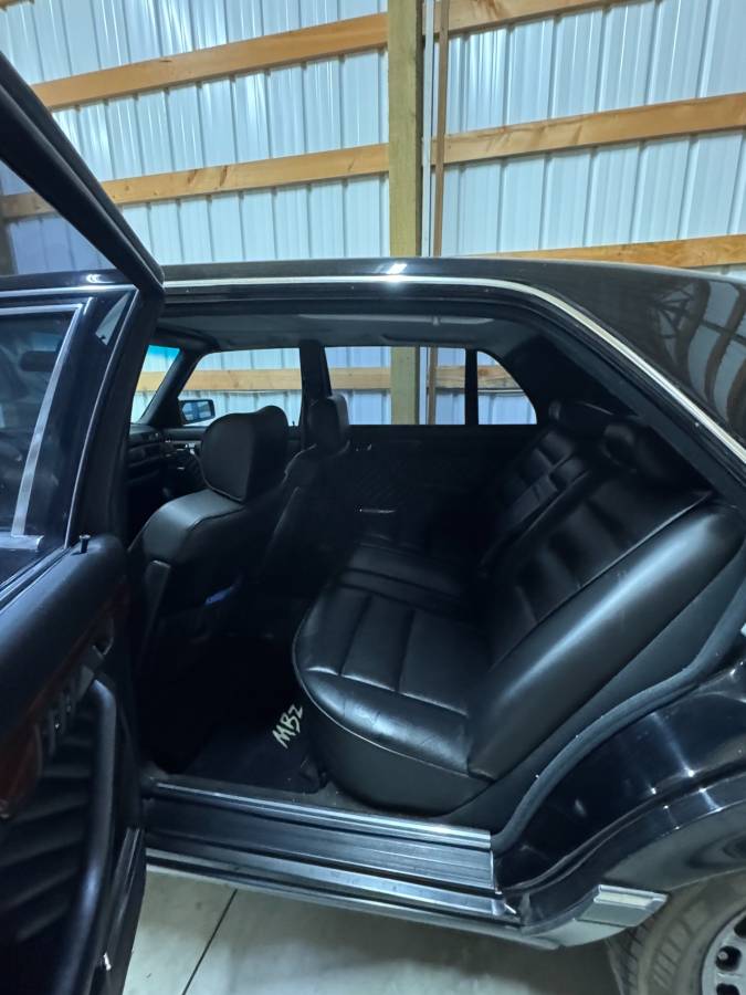 Mercedes-benz-560-560sel-1991-14