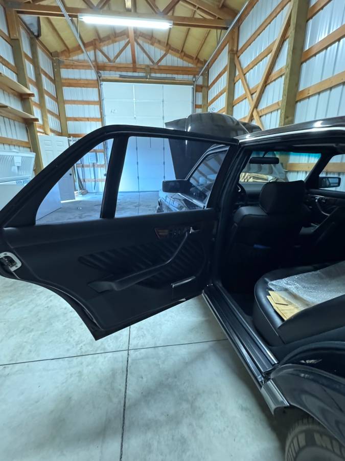 Mercedes-benz-560-560sel-1991-2