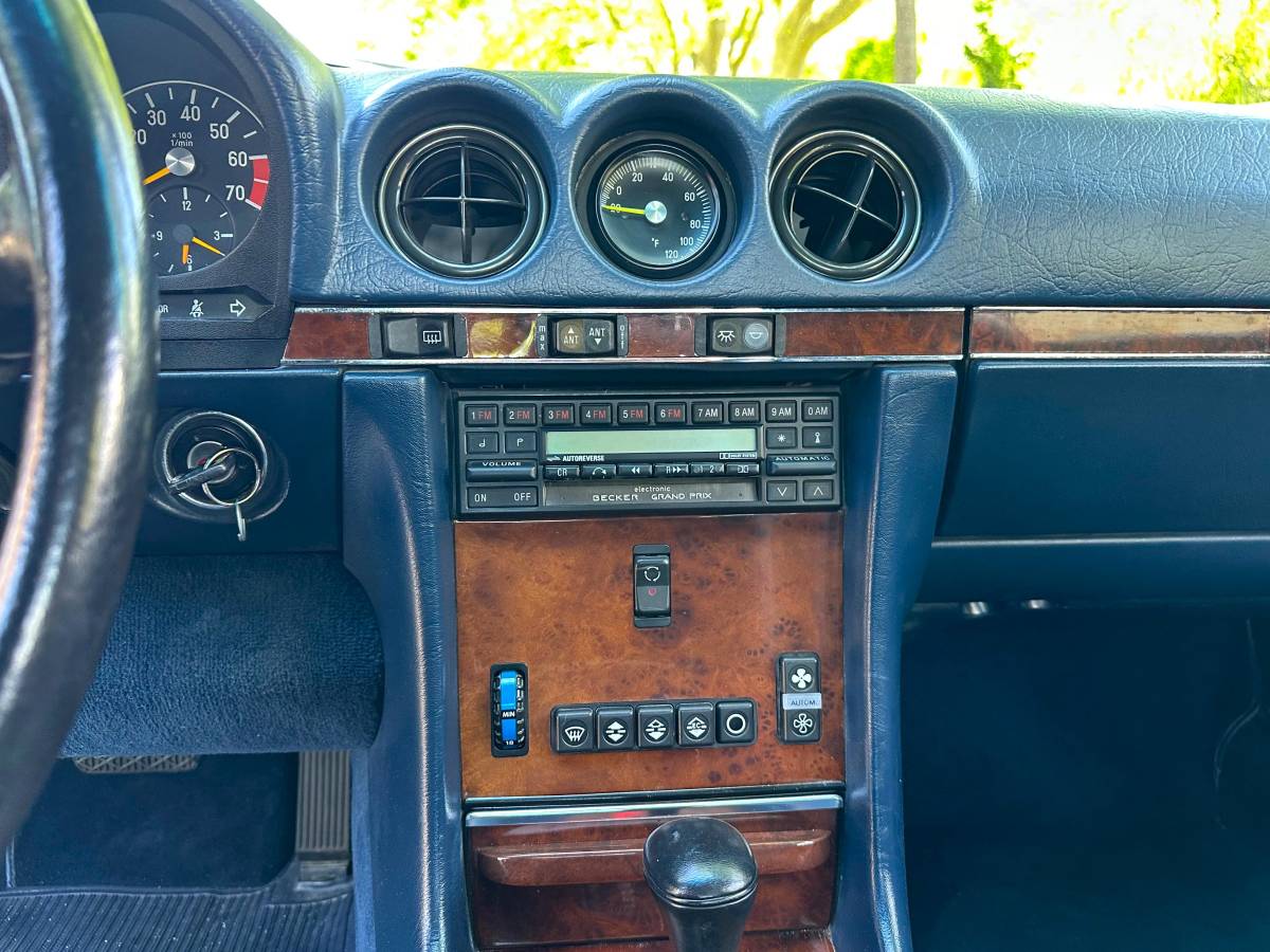 Mercedes-benz-560-560sl-1986-21