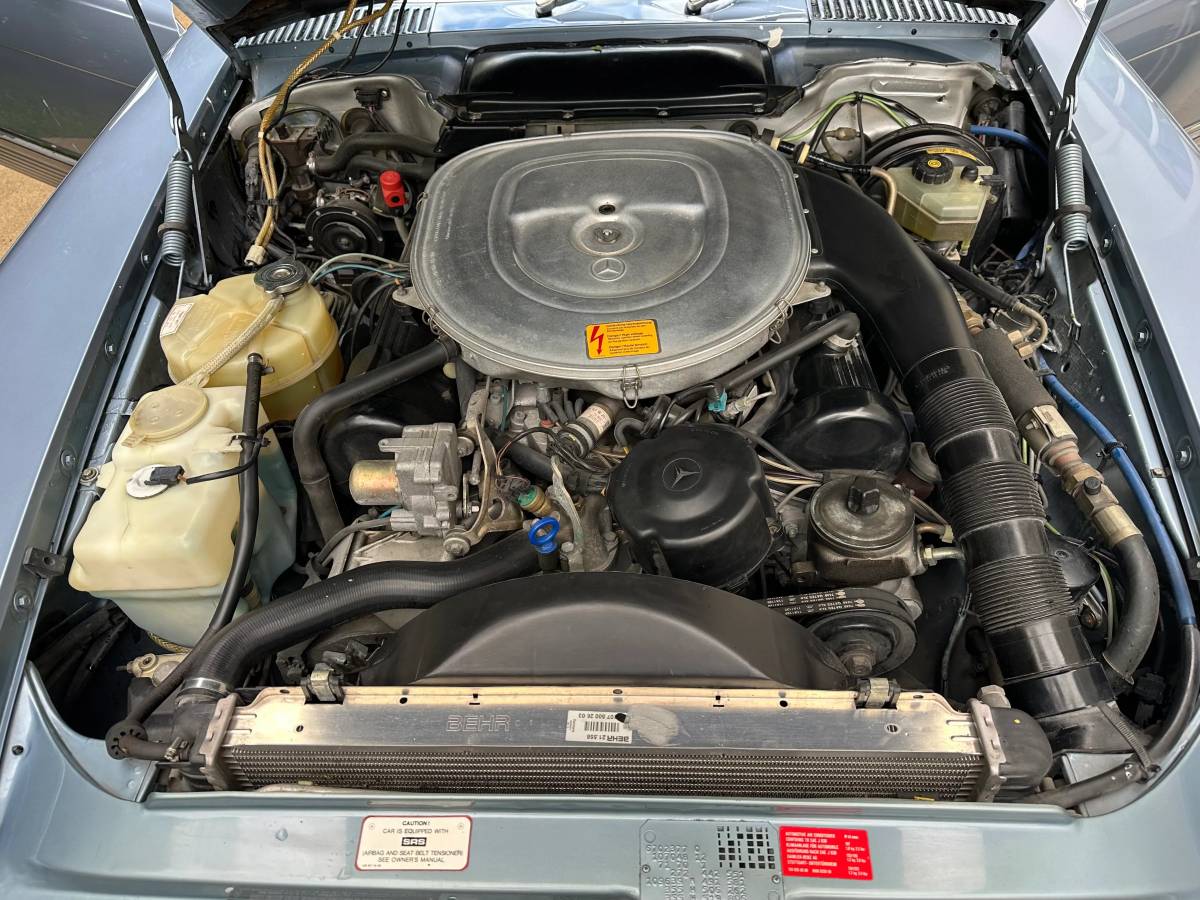 Mercedes-benz-560-560sl-1986-3
