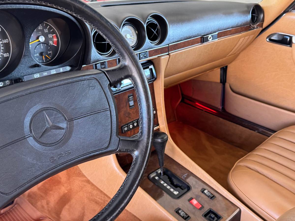 Mercedes-benz-560-560sl-1988-red-13