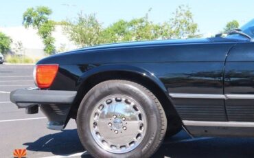 Mercedes-benz-560-560sl-1989-black-20