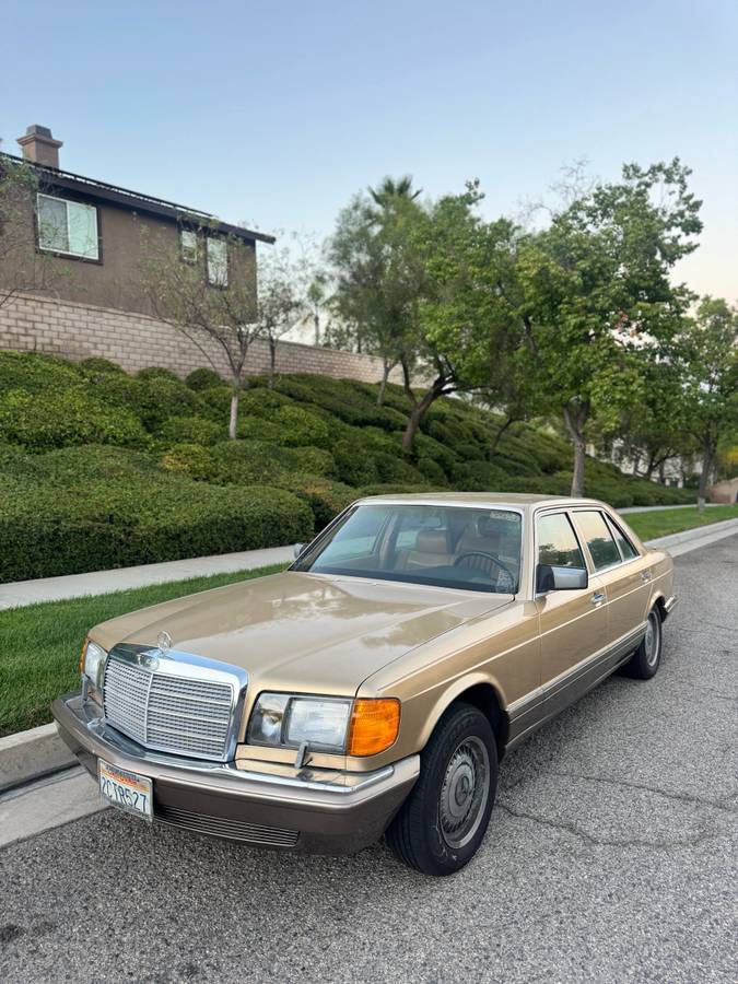 Mercedes-benz-560-class-1986-1