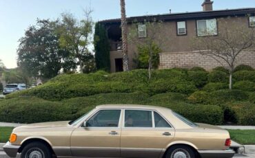 Mercedes-benz-560-class-1986-7
