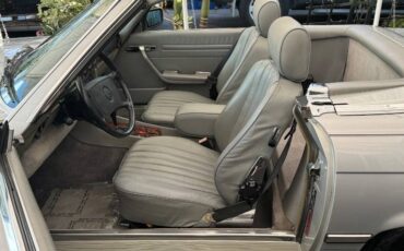 Mercedes-benz-560-class-1987-11