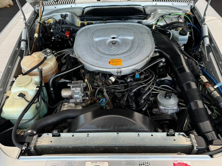 Mercedes-benz-560-class-1987-20