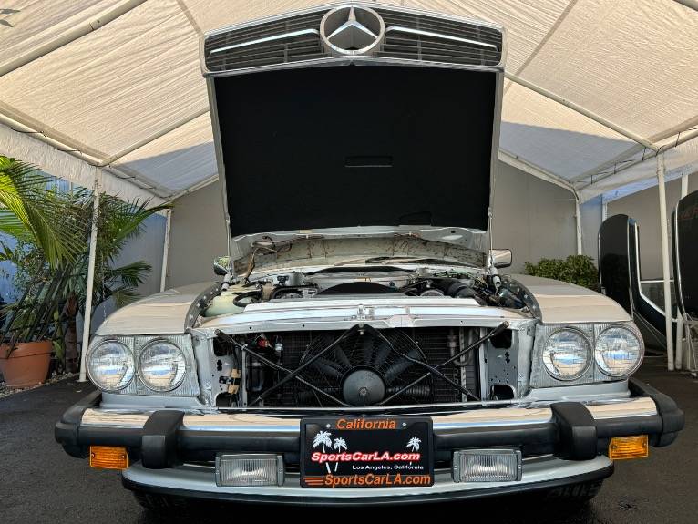 Mercedes-benz-560-class-1987-21
