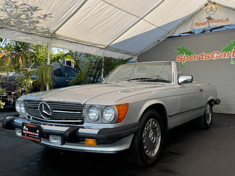 Mercedes-benz-560-class-1987