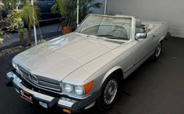 Mercedes-benz-560-class-1987-5