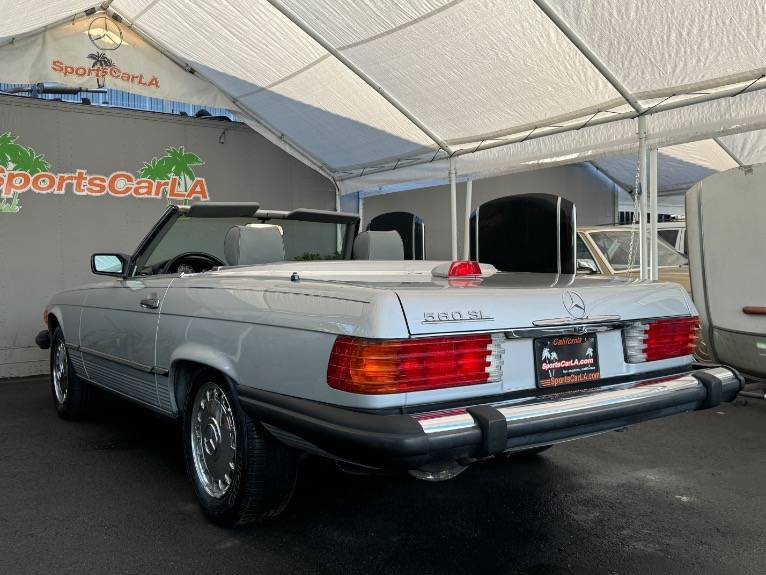 Mercedes-benz-560-class-1987-7