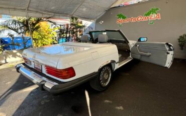 Mercedes-benz-560-class-1988-25