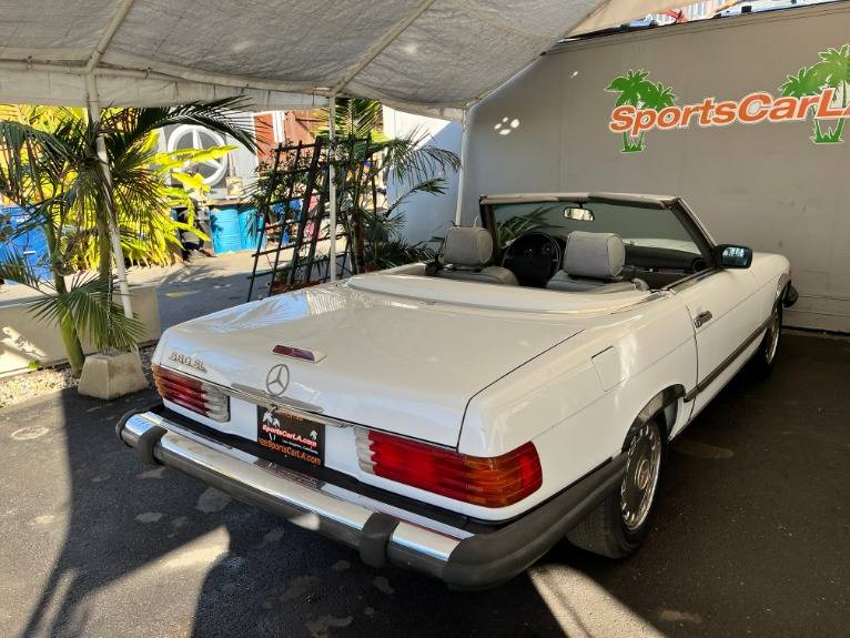 Mercedes-benz-560-class-1988-31