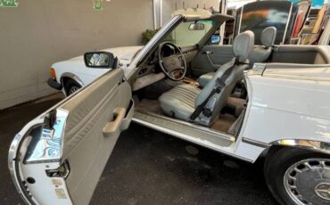 Mercedes-benz-560-class-1988-33