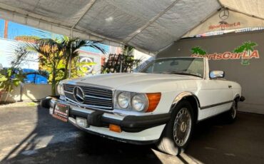 Mercedes-benz-560-class-1988