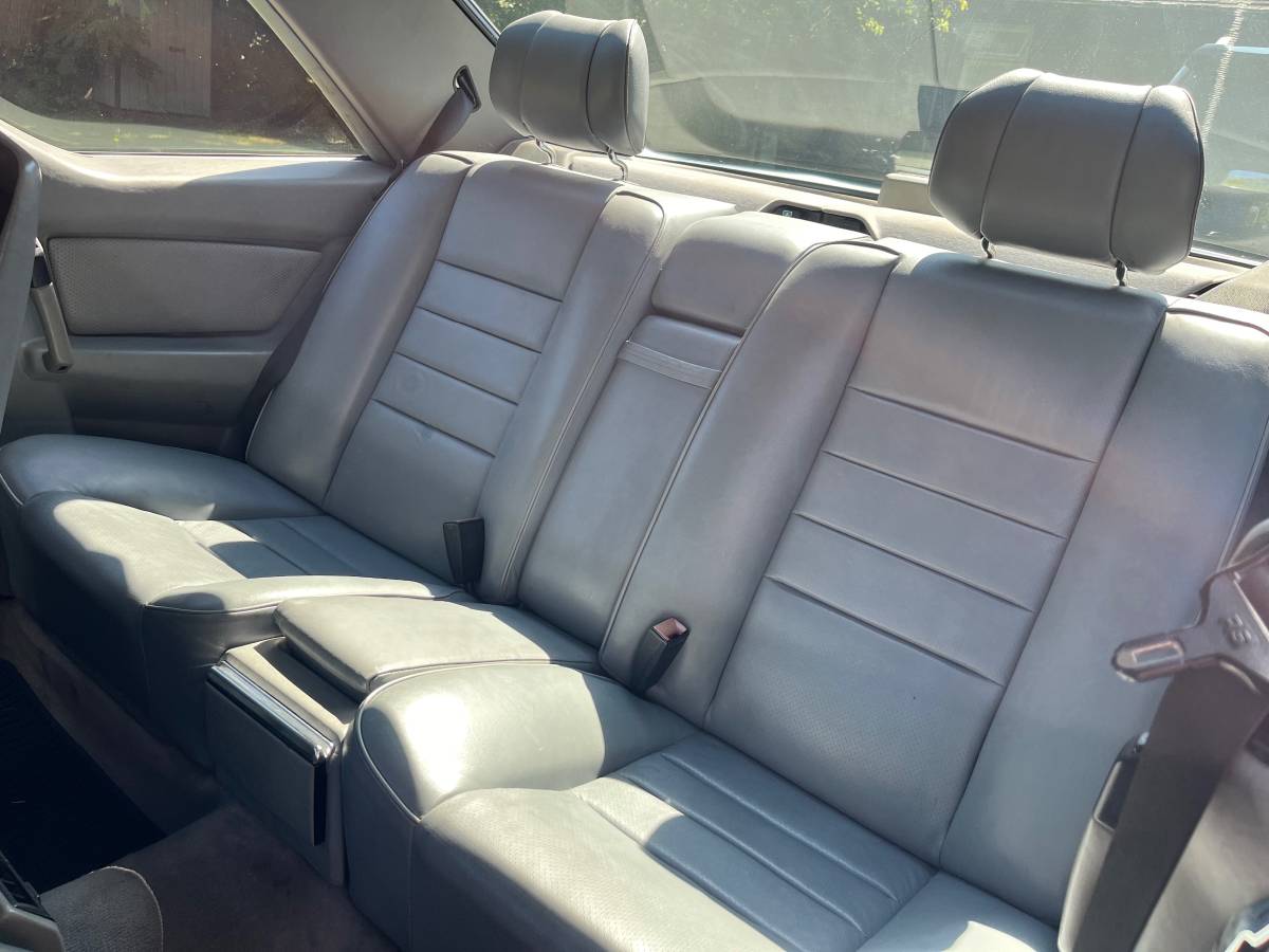 Mercedes-benz-560-sec-1987-blue-6
