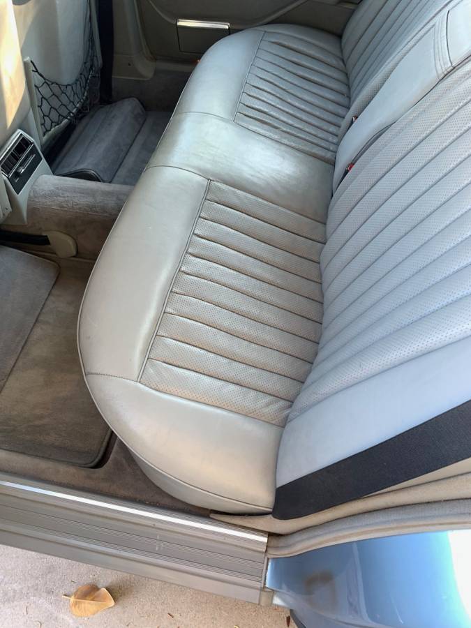 Mercedes-benz-560-sel-1986-blue-12