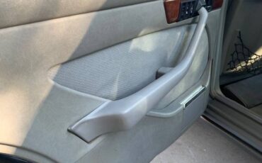 Mercedes-benz-560-sel-1986-blue-13