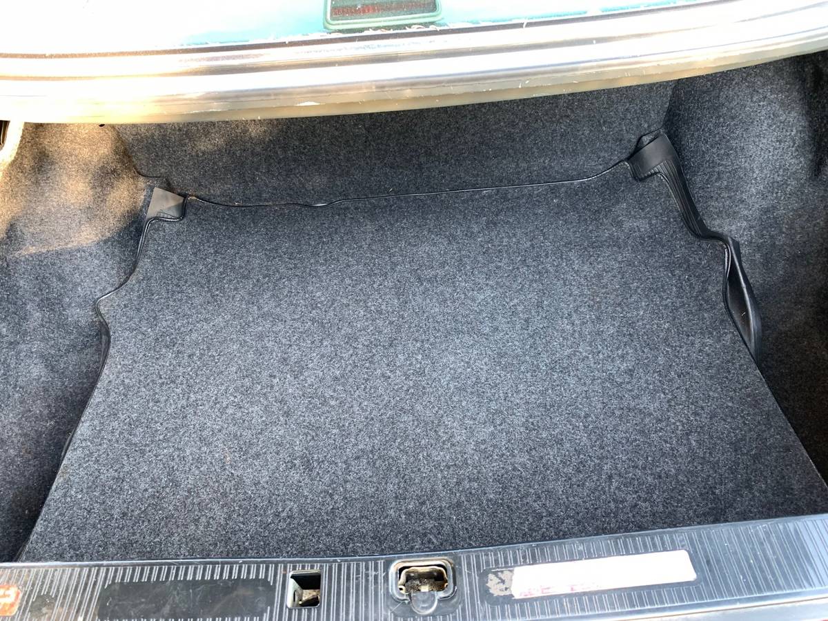 Mercedes-benz-560-sel-1986-blue-16