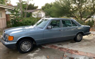 Mercedes-benz-560-sel-1986-blue-6