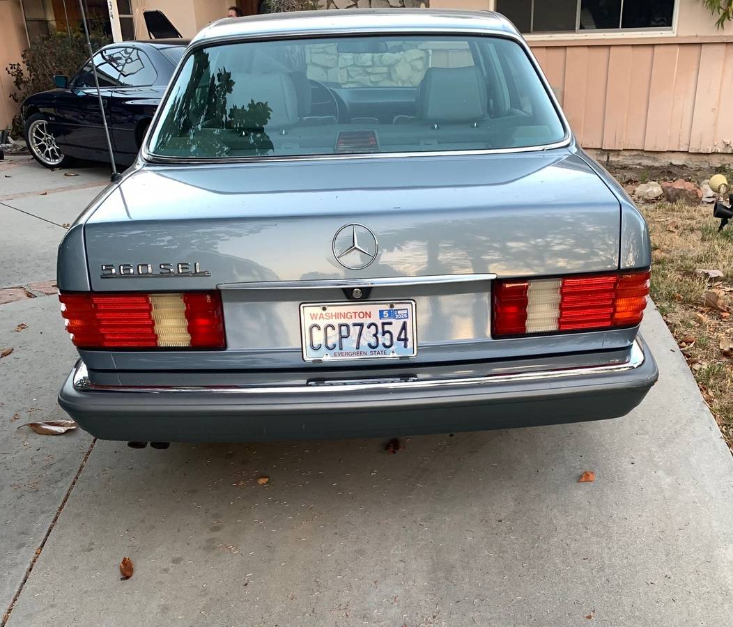 Mercedes-benz-560-sel-1986-blue-8
