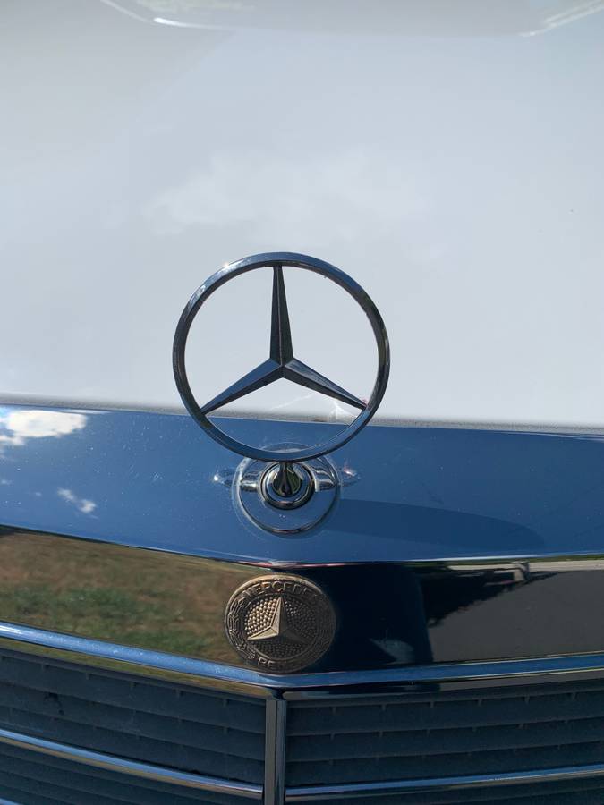 Mercedes-benz-560-sel-1988-white-9