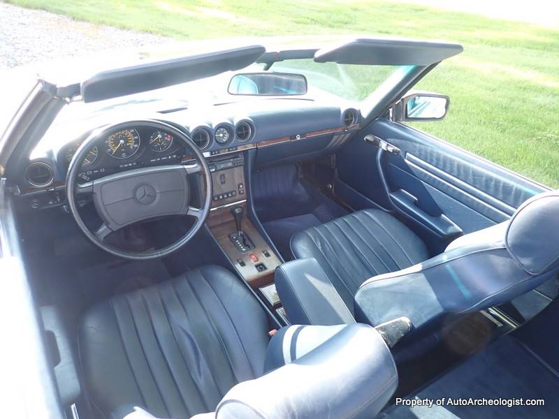 Mercedes-benz-560-sl-1986-white-10