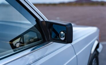 Mercedes-benz-560-sl-1986-white-14