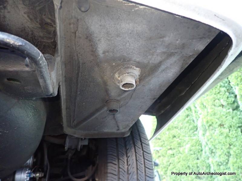 Mercedes-benz-560-sl-1986-white-18