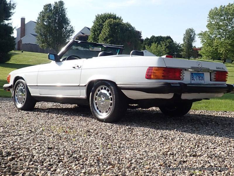 Mercedes-benz-560-sl-1986-white-9
