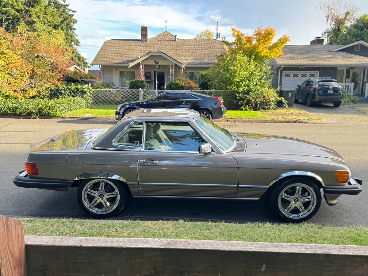 Mercedes-benz-560-sl-1988-brown-6