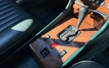 Mercedes-benz-560-sl-1989-green-21