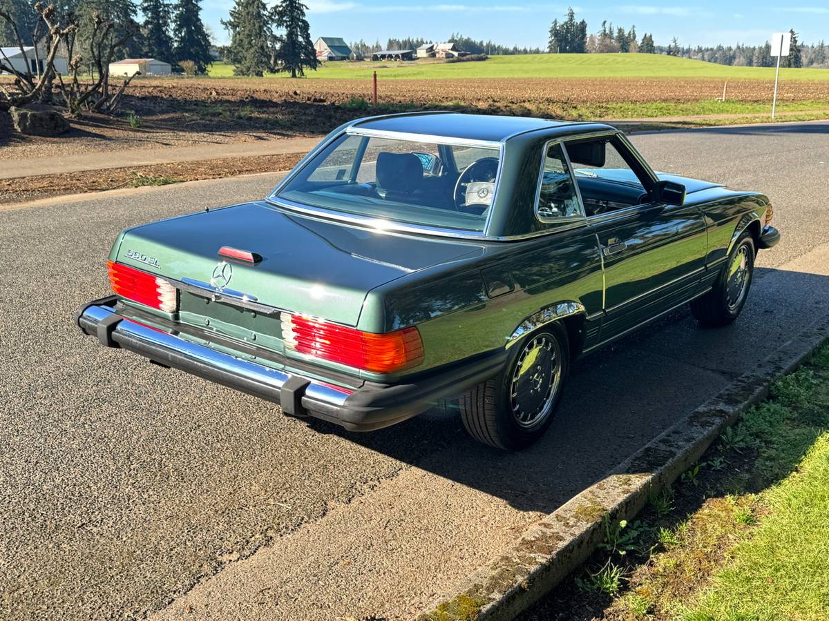 Mercedes-benz-560-sl-1989-green-5