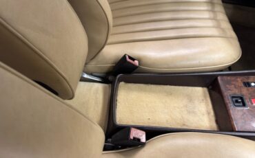Mercedes-benz-560sl-1986-Champagne-Creamy-Beige-11