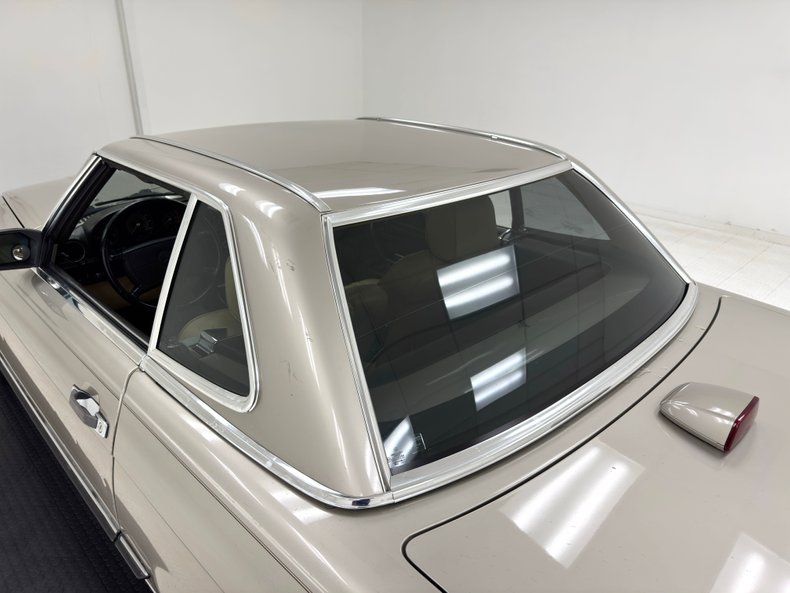 Mercedes-benz-560sl-1986-Champagne-Creamy-Beige-24