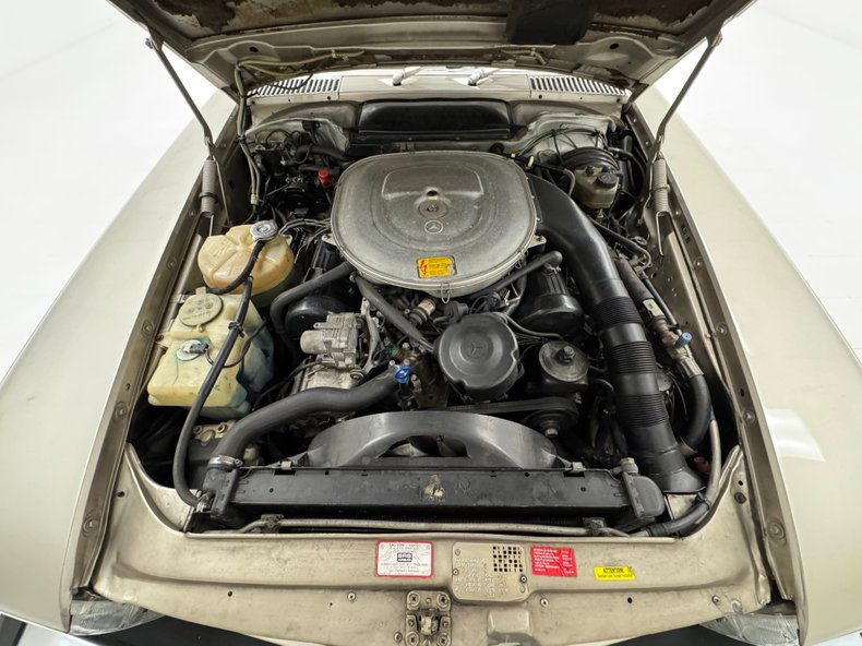 Mercedes-benz-560sl-1986-Champagne-Creamy-Beige-35
