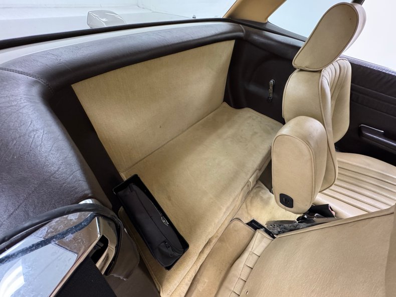 Mercedes-benz-560sl-1986-Champagne-Creamy-Beige-46