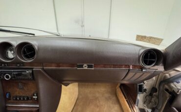 Mercedes-benz-560sl-1986-Champagne-Creamy-Beige-9