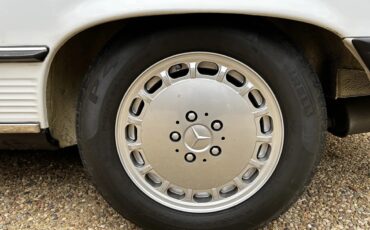 Mercedes-benz-560sl-1989-White-Palomino-17