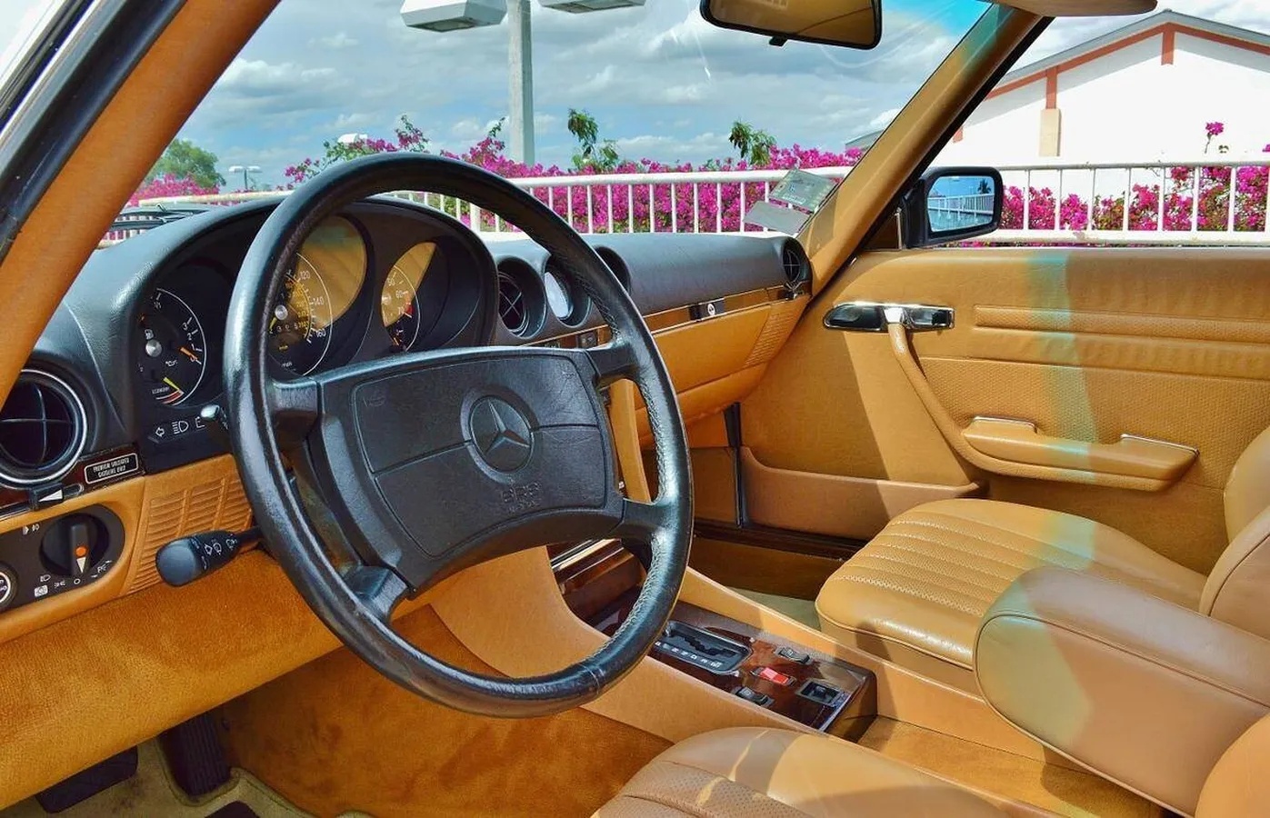 Mercedes-benz-560sl-1989-White-Palomino-7
