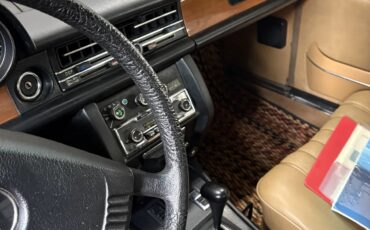 Mercedes-benz-C-class-1975-Burgundy-Tan-10