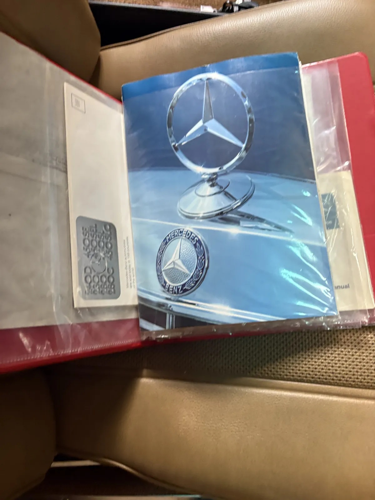 Mercedes-benz-C-class-1975-Burgundy-Tan-13