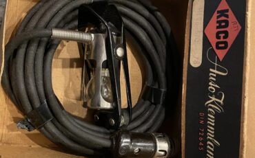 Mercedes-benz-C-class-1975-Burgundy-Tan-15