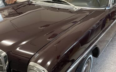 Mercedes-benz-C-class-1975-Burgundy-Tan-17