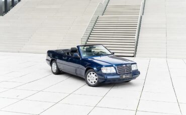 Mercedes-benz-E-class-1995-6